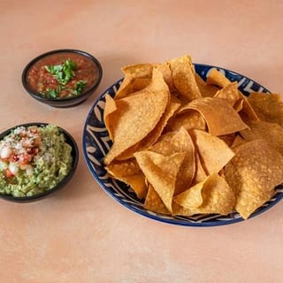 Chips & Guacamole