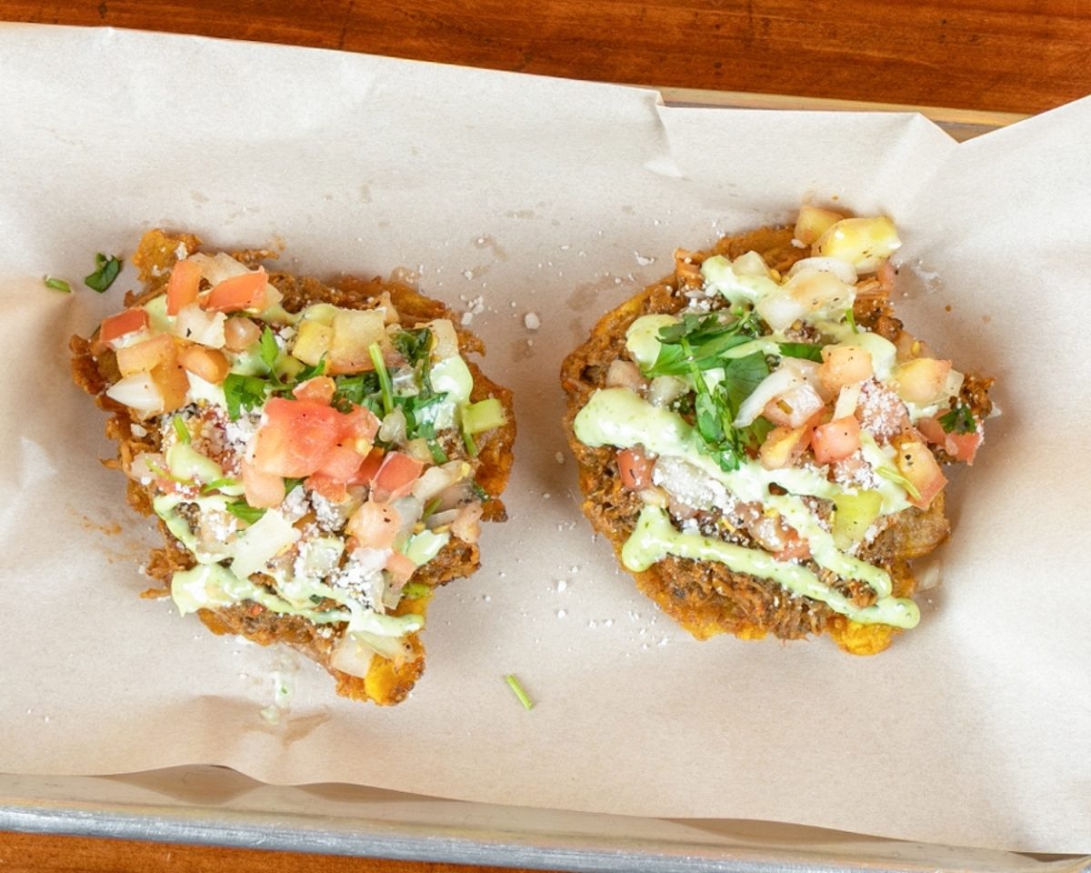 Carnitas Tostones (2pcs)