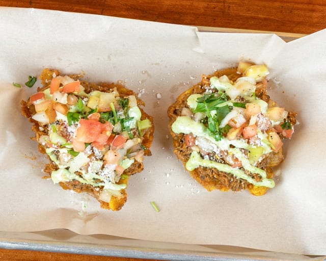 Carnitas Tostones (2pcs)